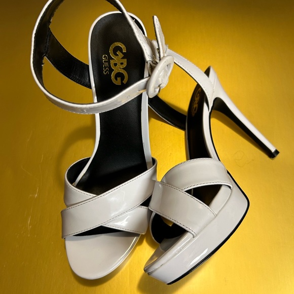 GBG by Guess White Platform Stiletto Size 8M. EUC - Picture 14 of 17